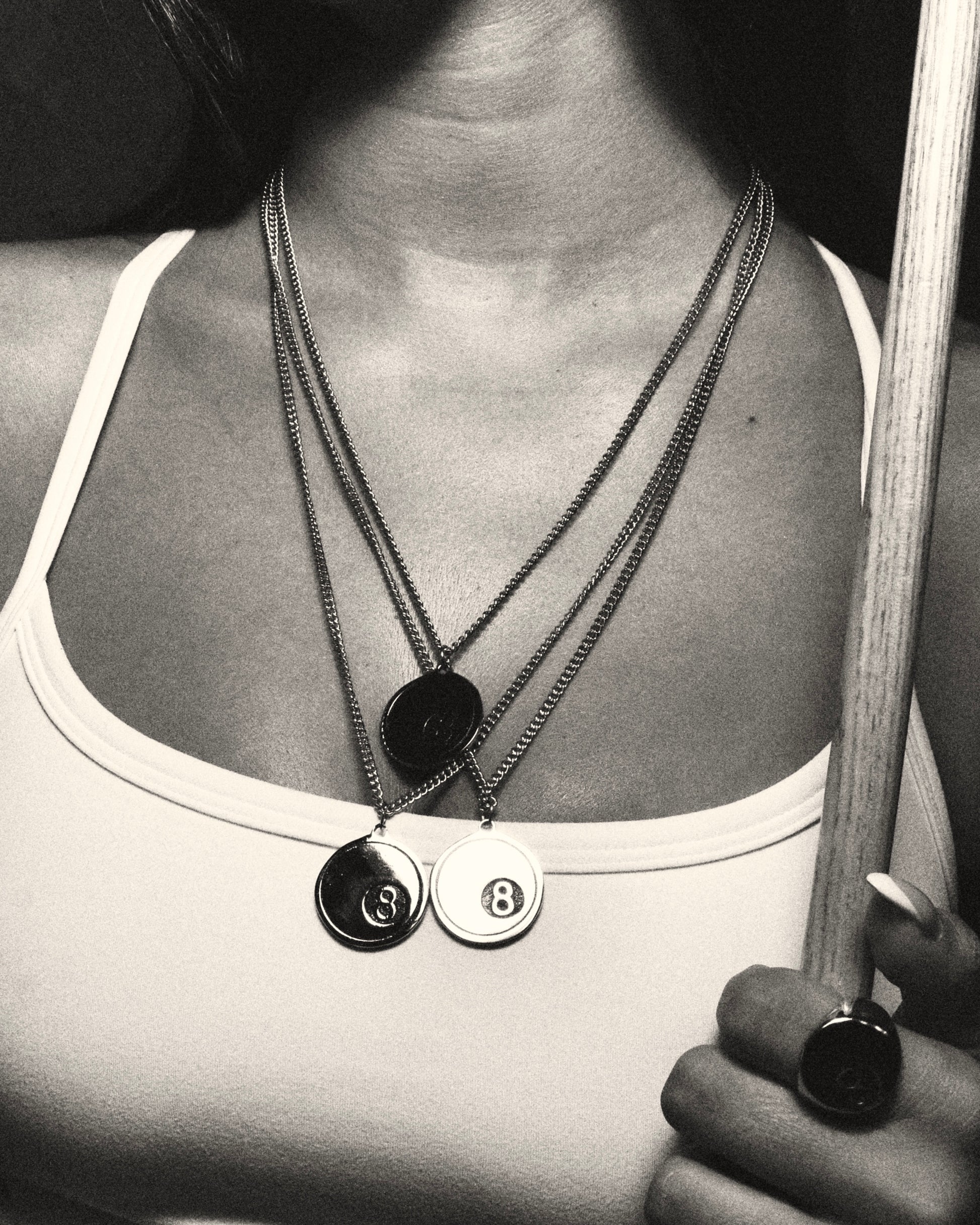 8BALL NECKLACE