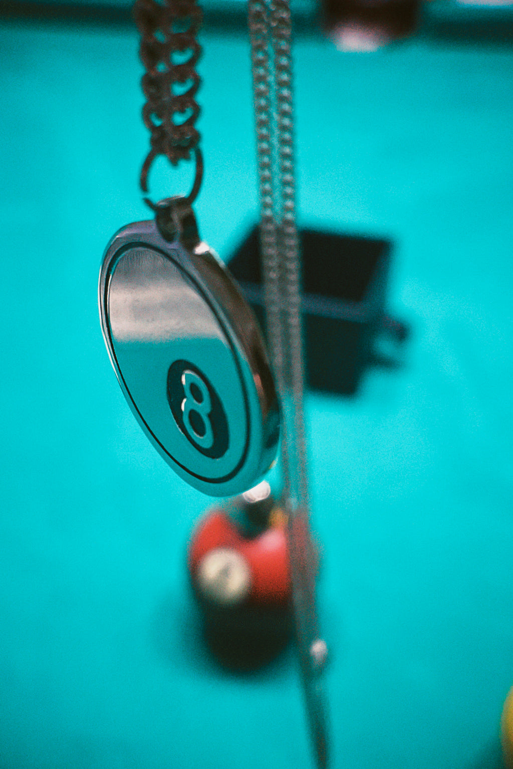 8BALL NECKLACE